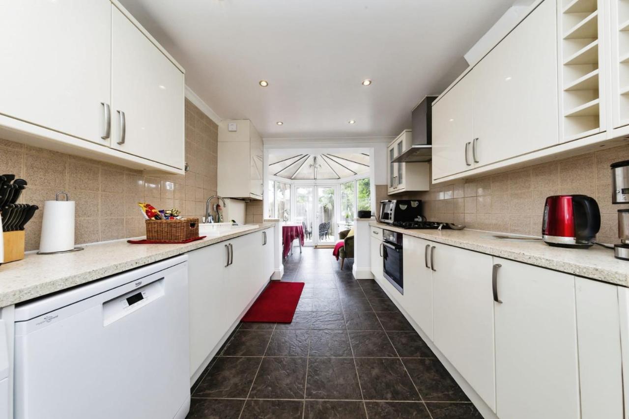 Your Chic 3Br Home Comfort And Style In Λονδίνο Εξωτερικό φωτογραφία