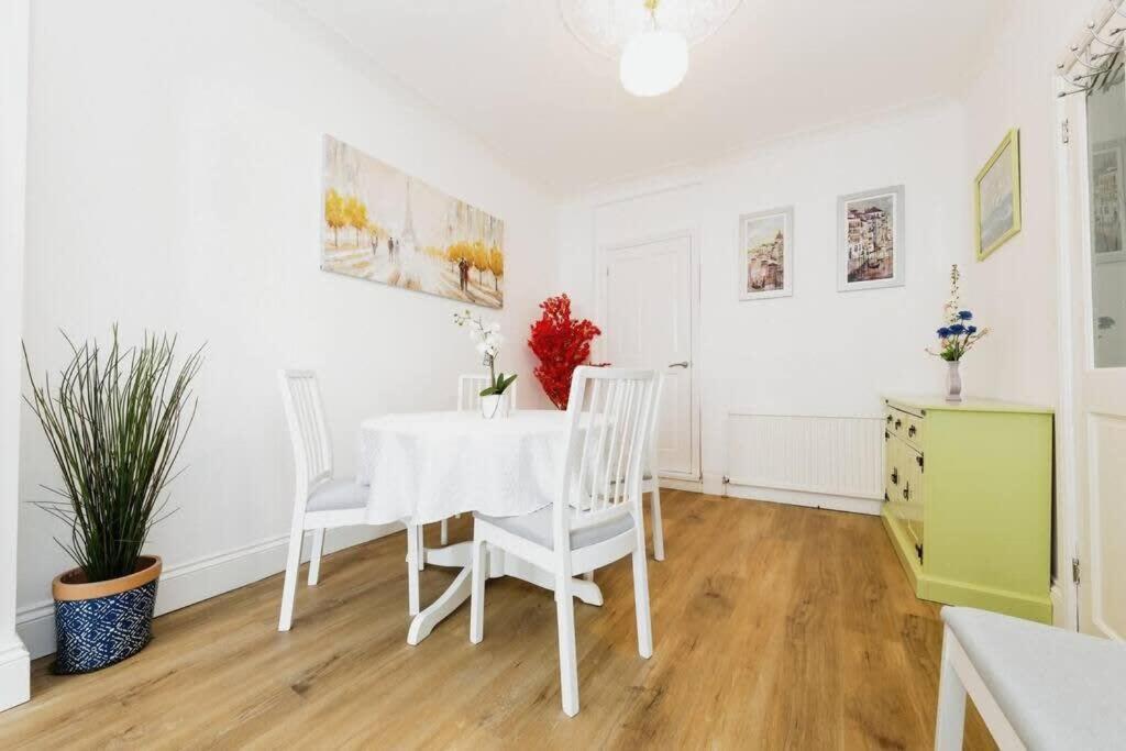 Your Chic 3Br Home Comfort And Style In Λονδίνο Εξωτερικό φωτογραφία
